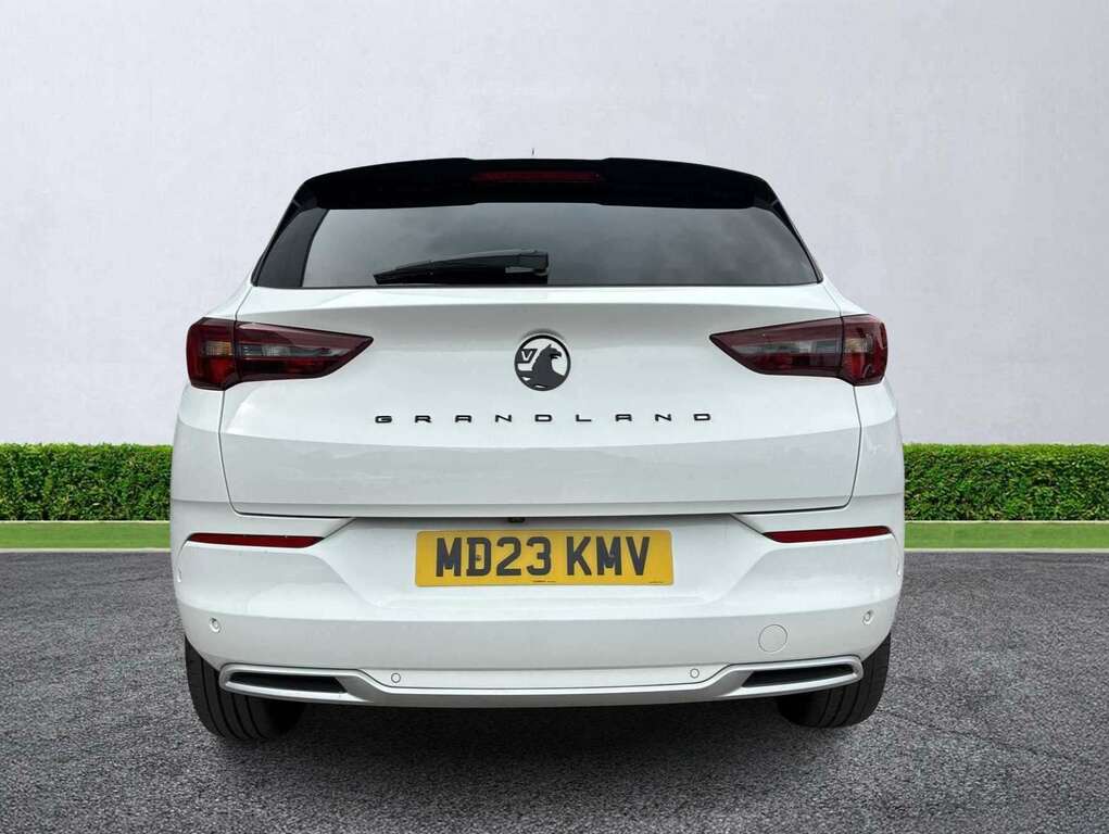 Vauxhall Grandland 1.2 Turbo Ultimate White #4