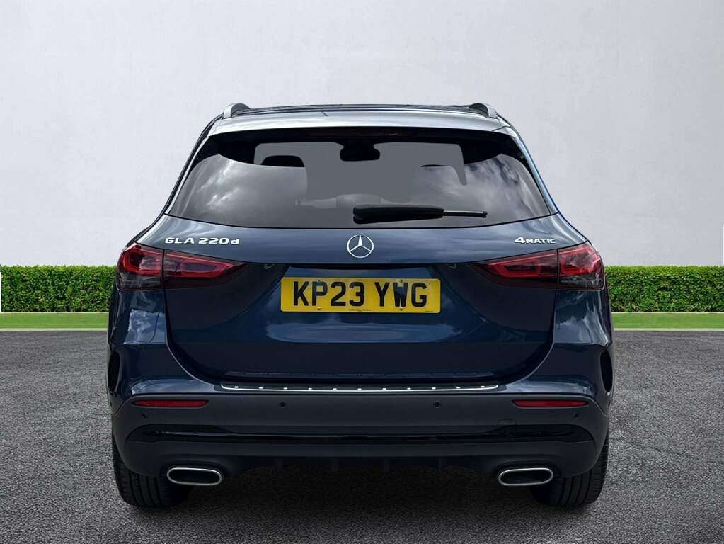 Mercedes-Benz GLA Class Gla 220D 4Matic Amg Line Prem Night Ed KP23YWG Blue #4