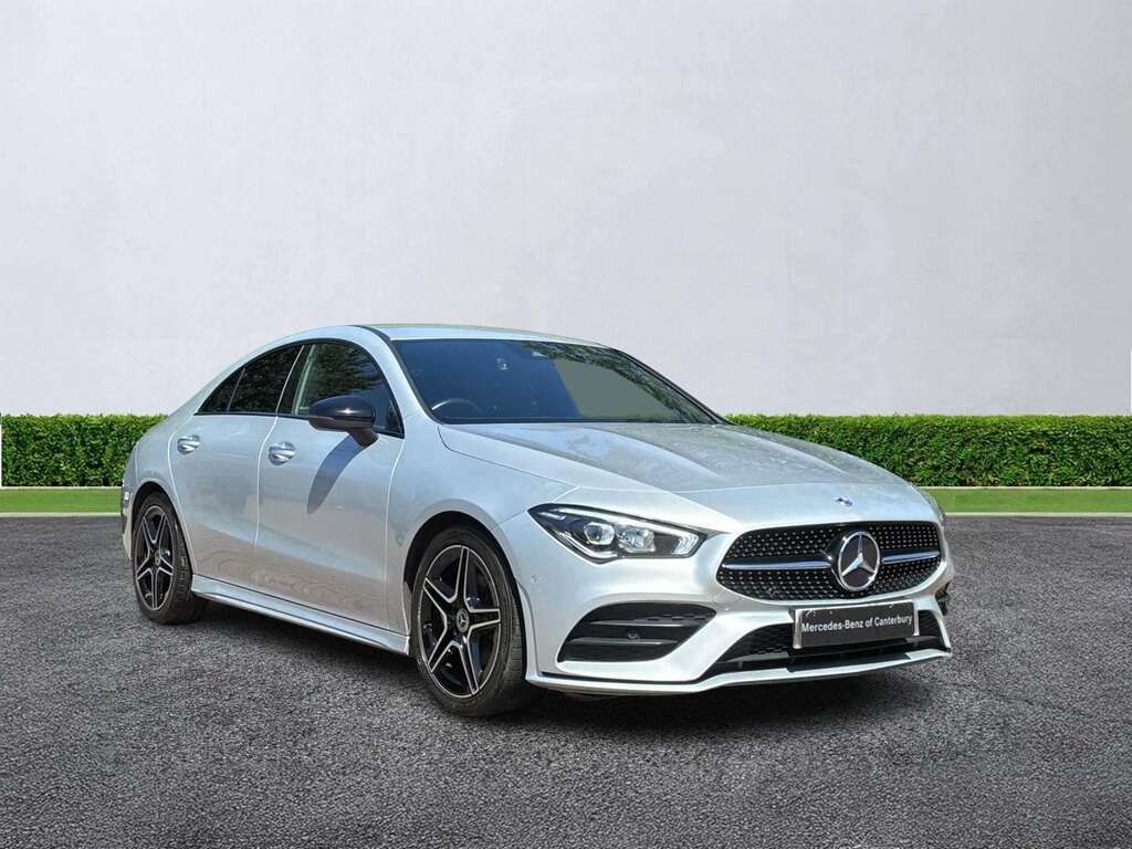 Mercedes-Benz CLA Class Cla 180 Amg Line Premium Tip Silver