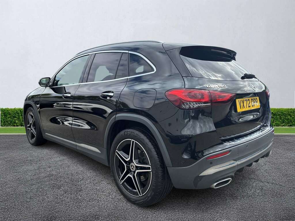 Mercedes-Benz GLA Class Gla 180 Amg Line Premium VX72OPP Black #2