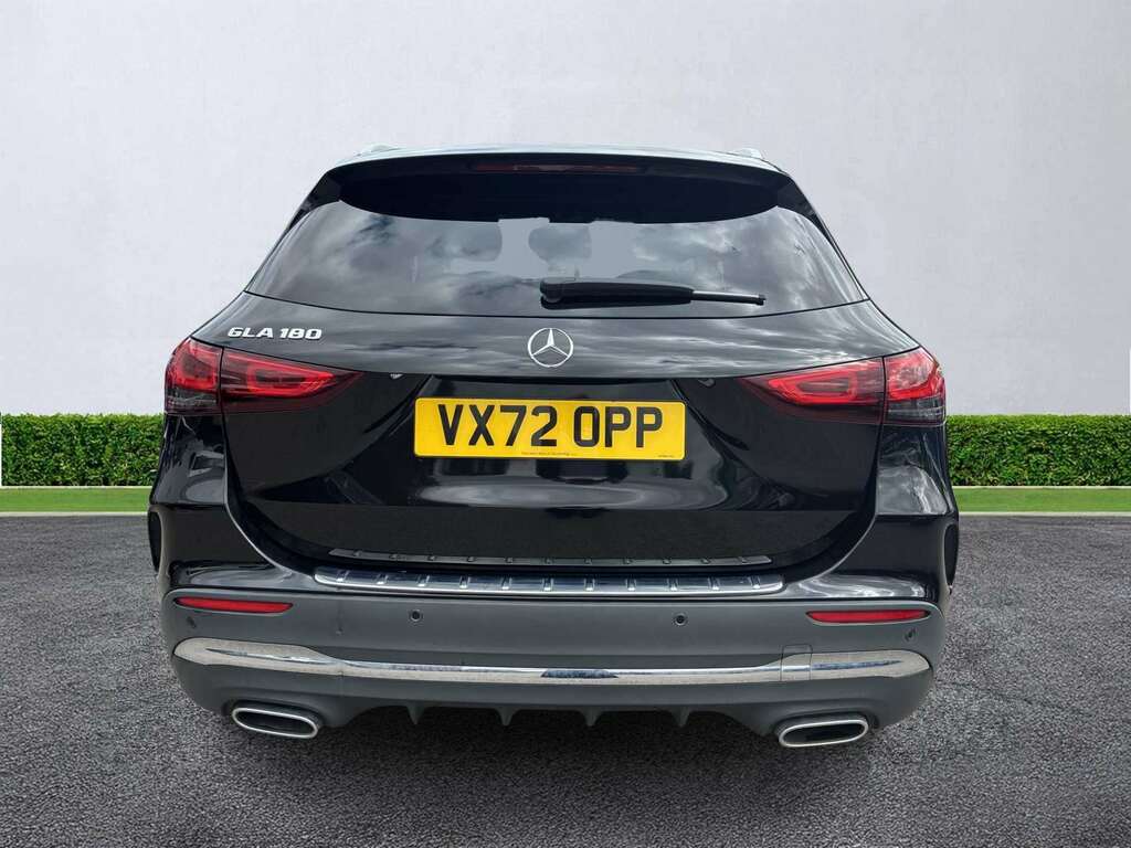 Mercedes-Benz GLA Class Gla 180 Amg Line Premium VX72OPP Black #4