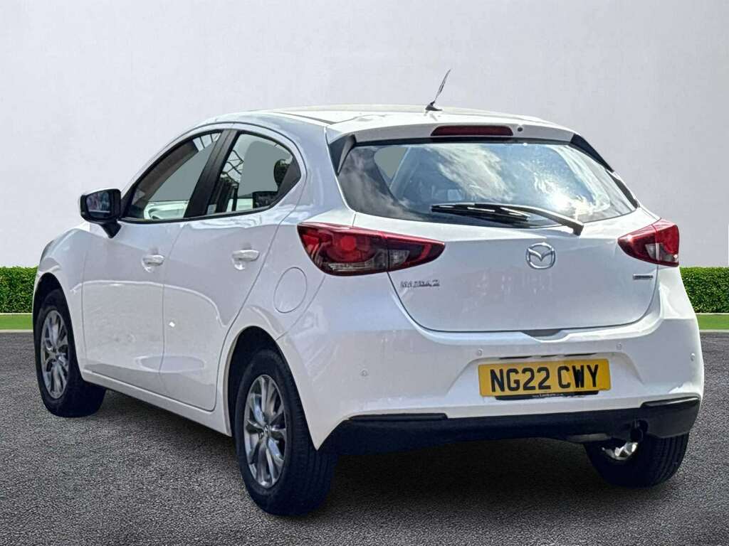 Mazda 2 1.5 Skyactiv G 75 Se-l NG22CWY White #5