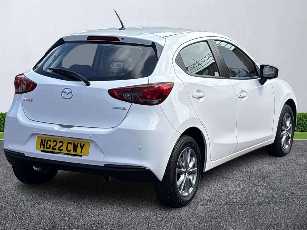 Mazda 2 1.5 Skyactiv G 75 Se-l NG22CWY White #3