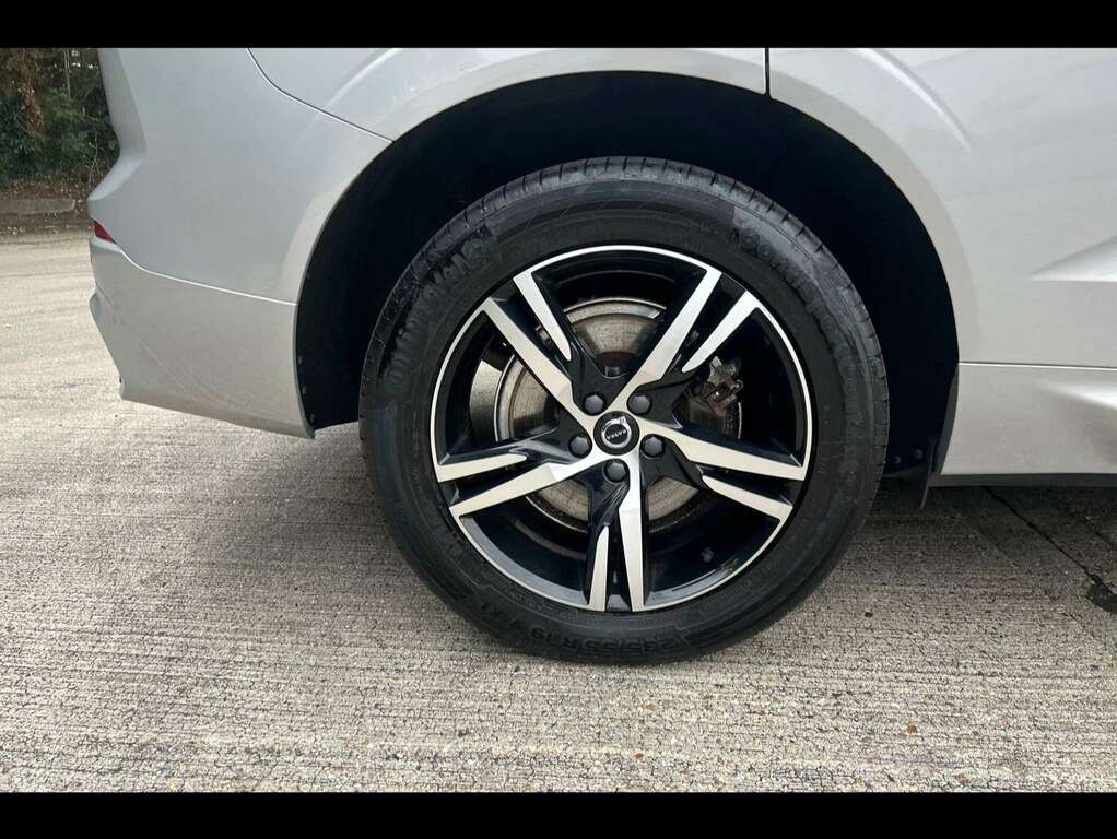 Volvo XC60 2.0 T6 Recharge Phev R Design Awd Silver #6