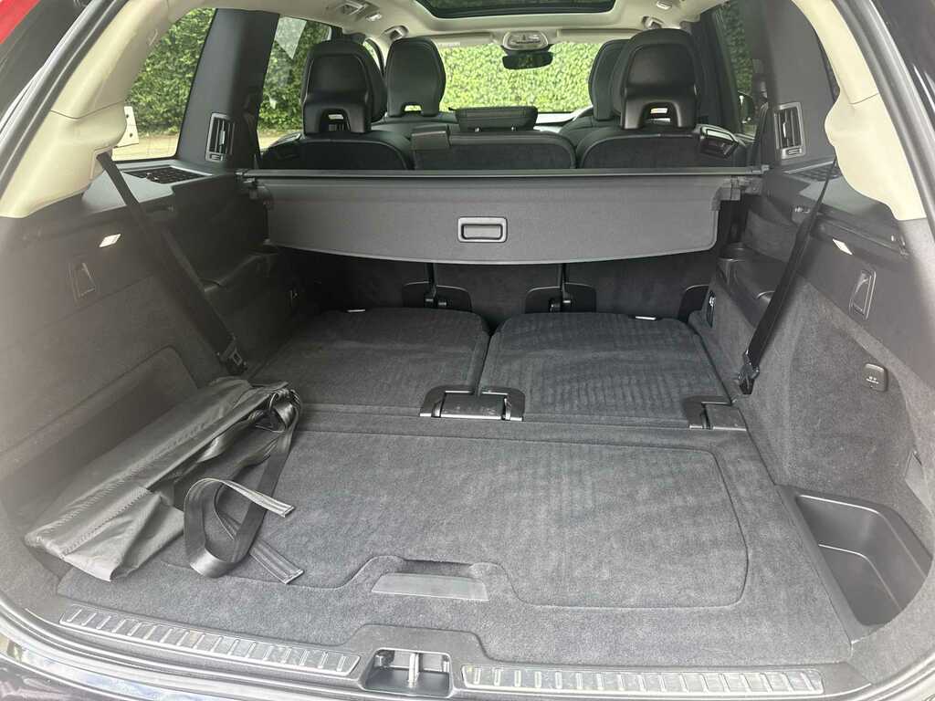 Volvo XC90 T8 Recharge R-design 455Bhp Sunroof,22alloys,cli Black #22