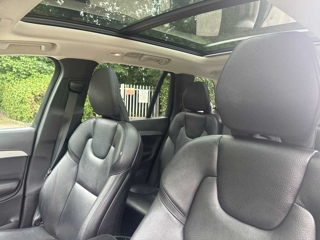 Volvo XC90 T8 Recharge R-design 455Bhp Sunroof,22alloys,cli Black #12