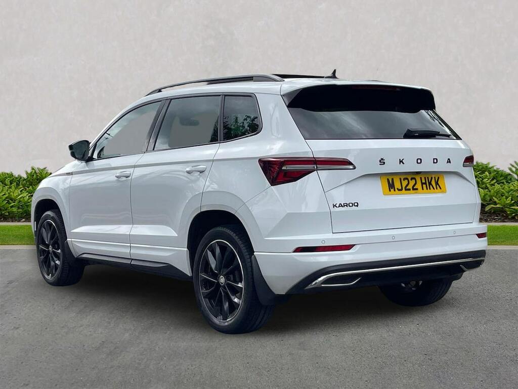 Skoda Karoq 1.5 Tsi Sportline Dsg MJ22HKK White #2