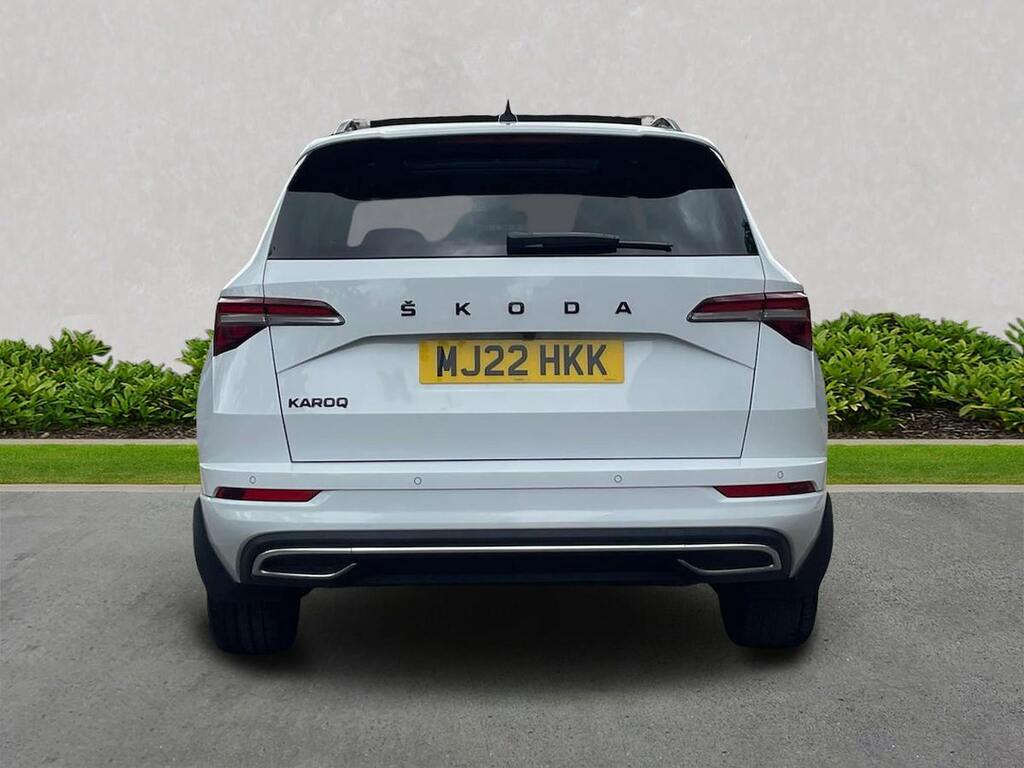 Skoda Karoq 1.5 Tsi Sportline Dsg MJ22HKK White #4