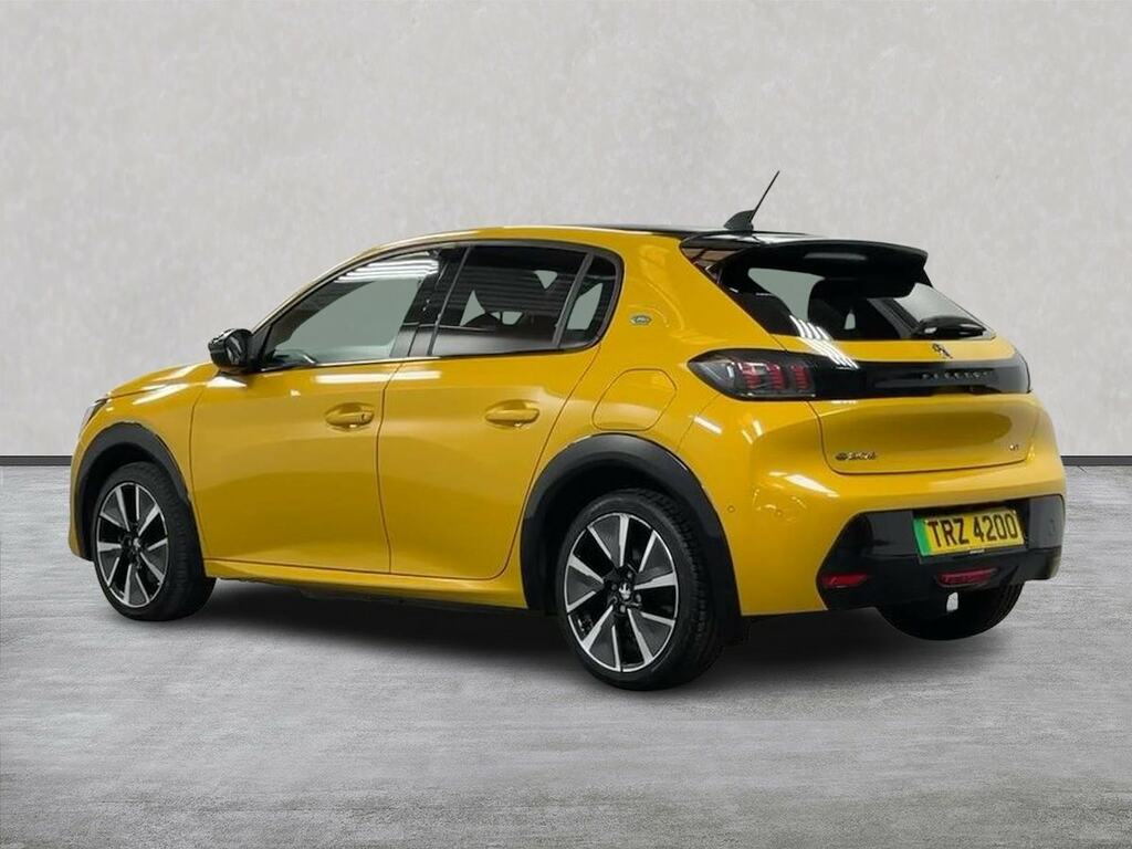 Peugeot e-208 50Kwh Gt Premium Hatchback 136 Yellow #2