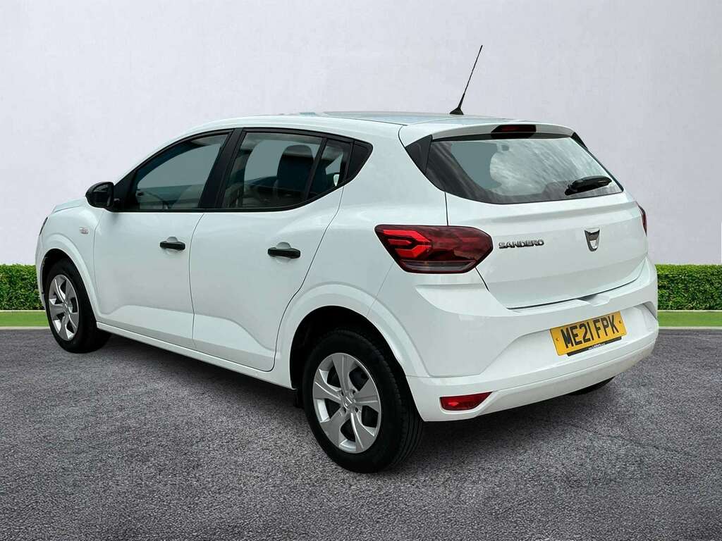 Dacia Sandero 1.0 Sce Essential ME21FPK White #2