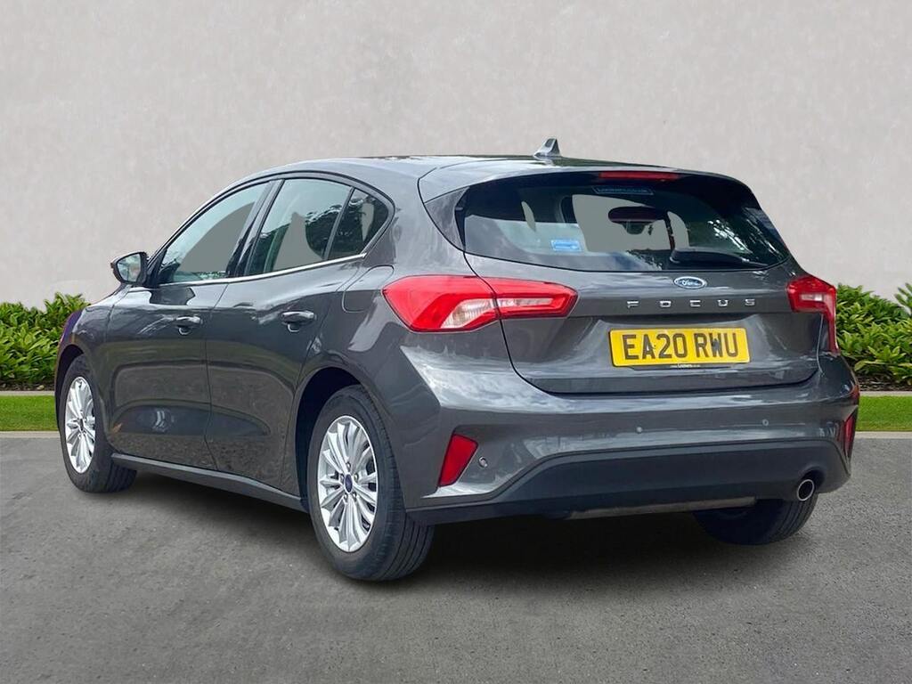 Ford Focus 1.0T Ecoboost Titanium Hatchback Grey #2