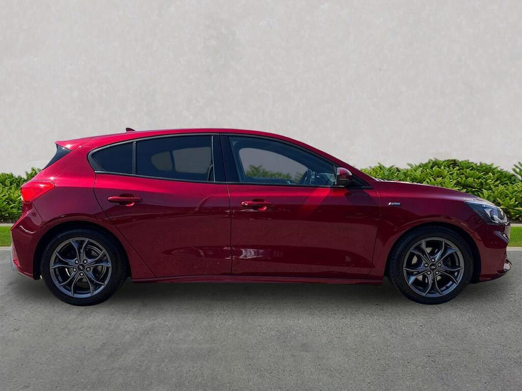 Ford Focus 1.0T Ecoboost St-line Hatchback GF19RDY Red #3