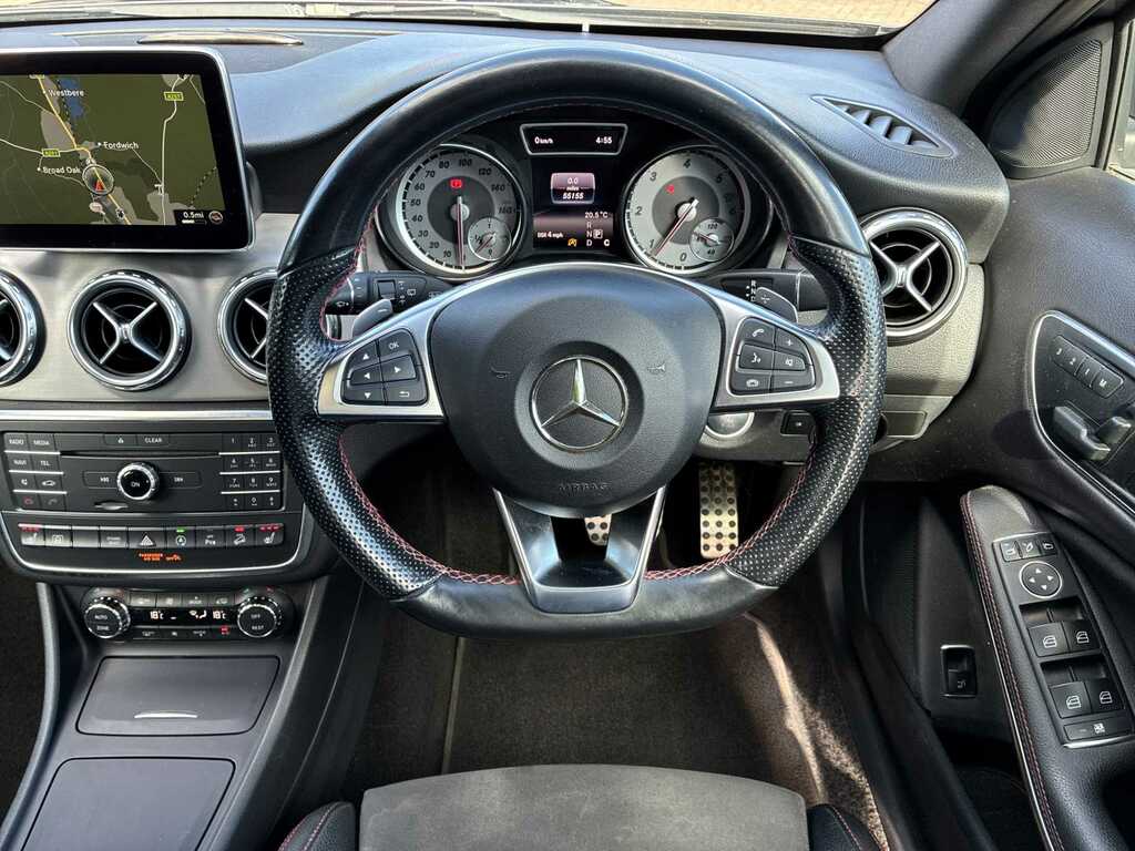 Mercedes-Benz GLA Class 2.1 Gla200d Sport Premium Euro 6 Ss White #9