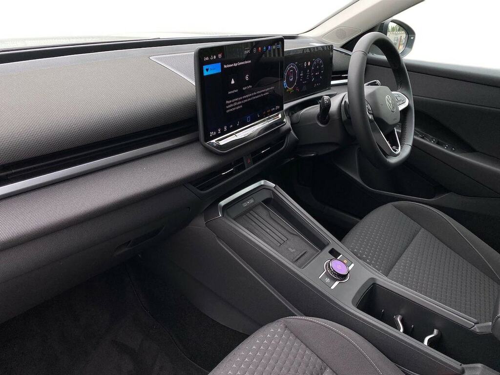 Volkswagen T-Roc 1.5 Etsi 150 Life Dsg NV26LFW White #6