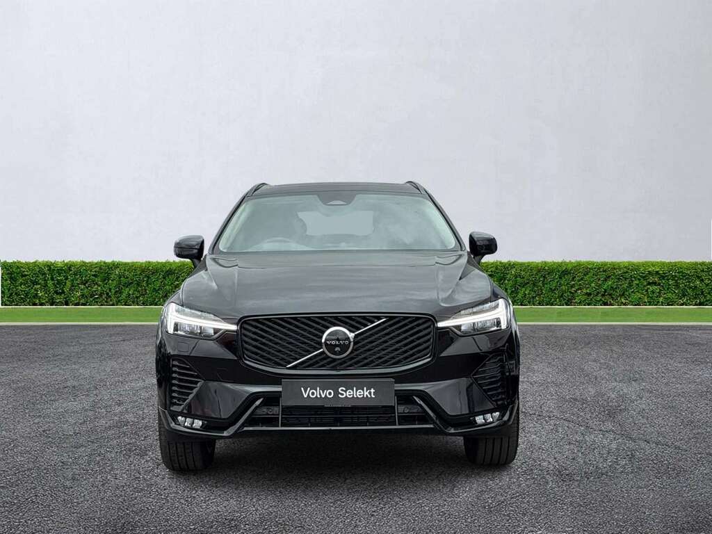 Volvo XC60 2.0 B5p Ultra Dark Awd Geartronic SD26UZU Black #2