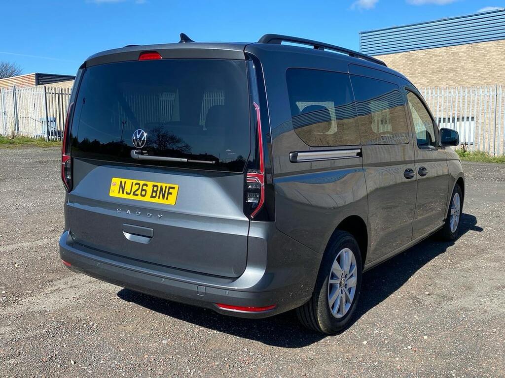 Volkswagen Caddy Maxi Life 2.0 Tdi Life Mpv Dsg Euro 6 Ss 122 White #7