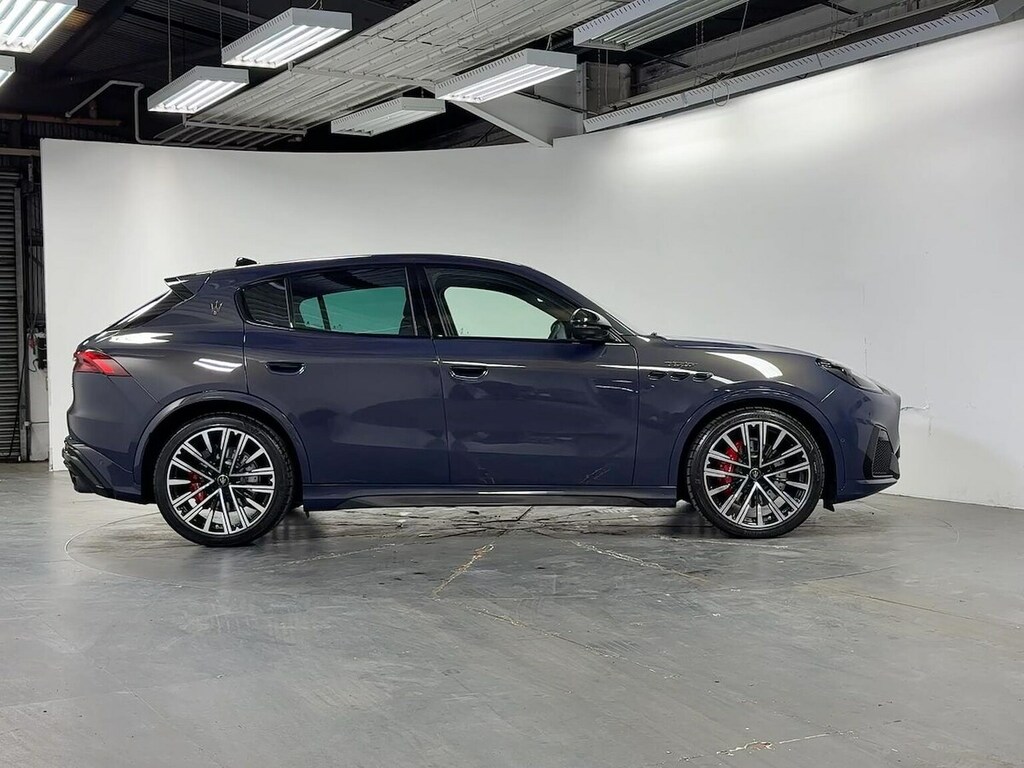 Maserati Grecale Grecale V6 Trofeo Estate Blue #2