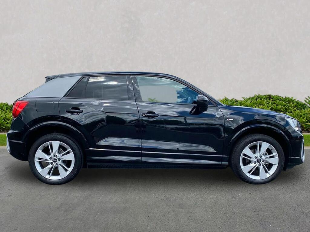 Audi Q2 Q2 S Line 35 Tfsi 150 Ps S Tronic RJ75YCX Black #3