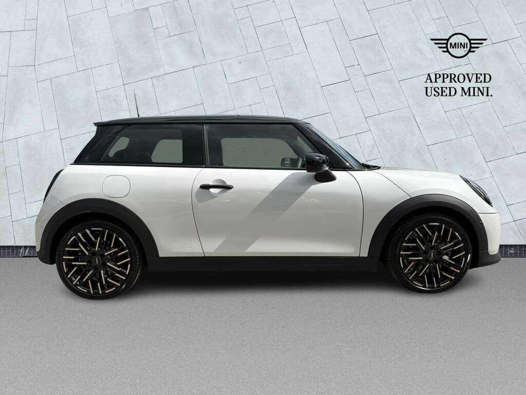 Mini Hatch 2.0 S Exclusive DF75JAO White #3