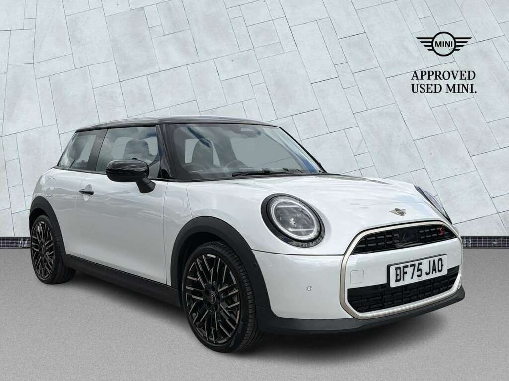 Mini Hatch 2.0 S Exclusive White