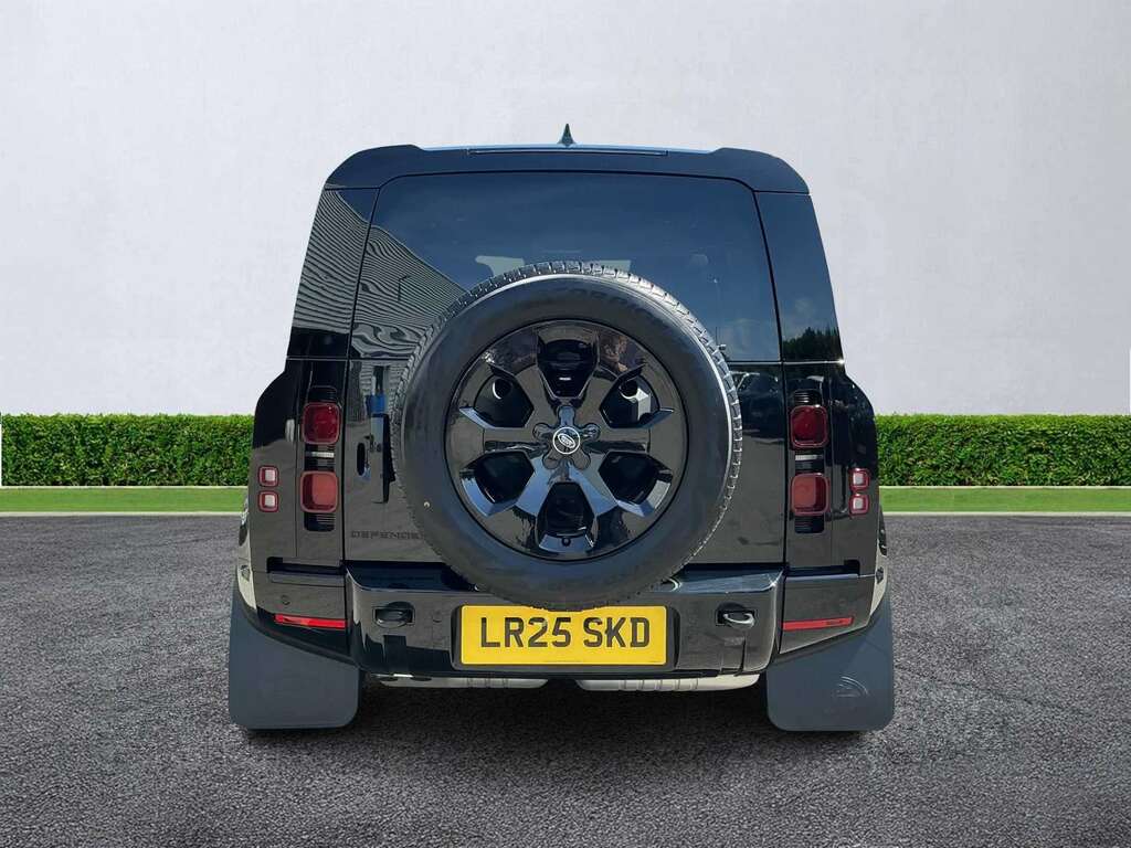 Land Rover Defender 110 3.0 D250 X-dynamic Se 110 Black #6