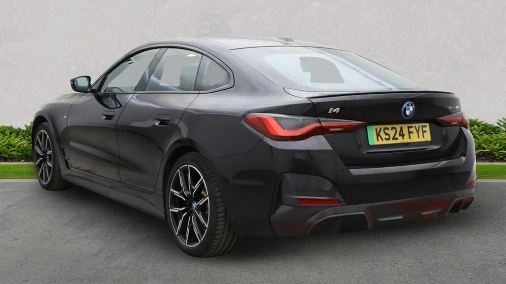 BMW i4 40 83.9Kwh M Sport Gran Coupe Ed Black #3