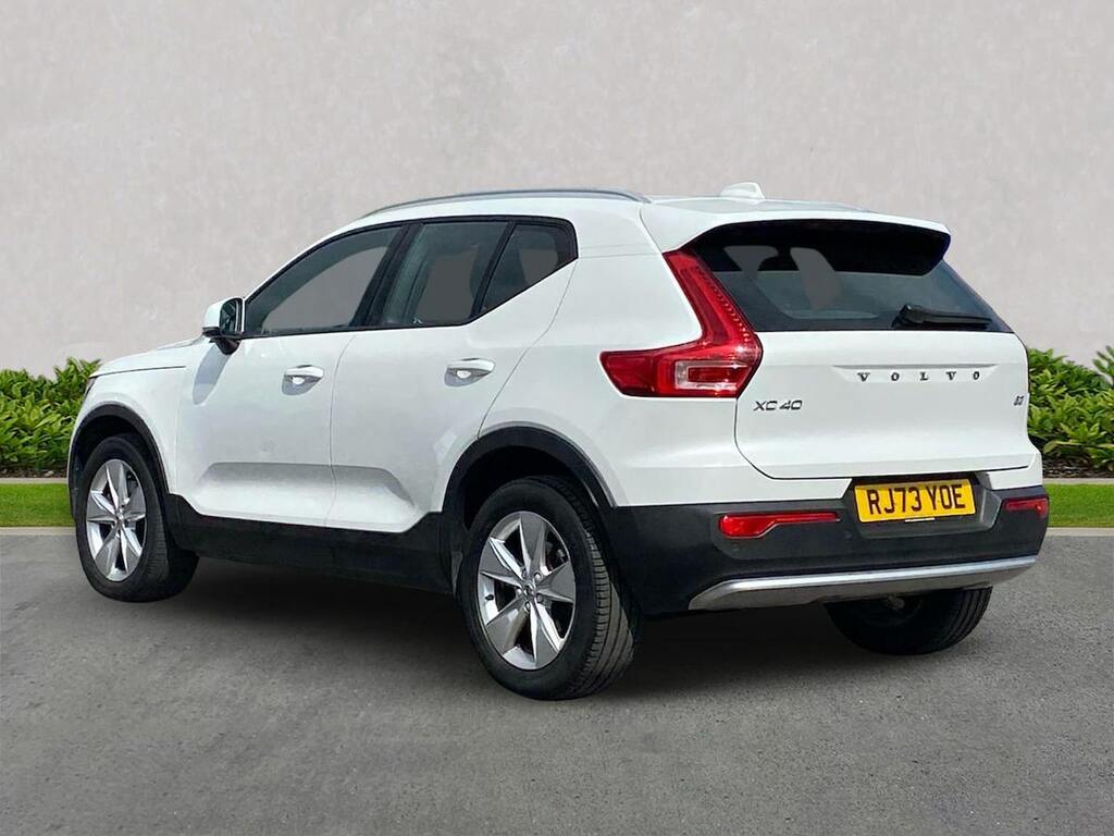 Volvo XC40 2.0 B3p Core RJ73YOE White #2