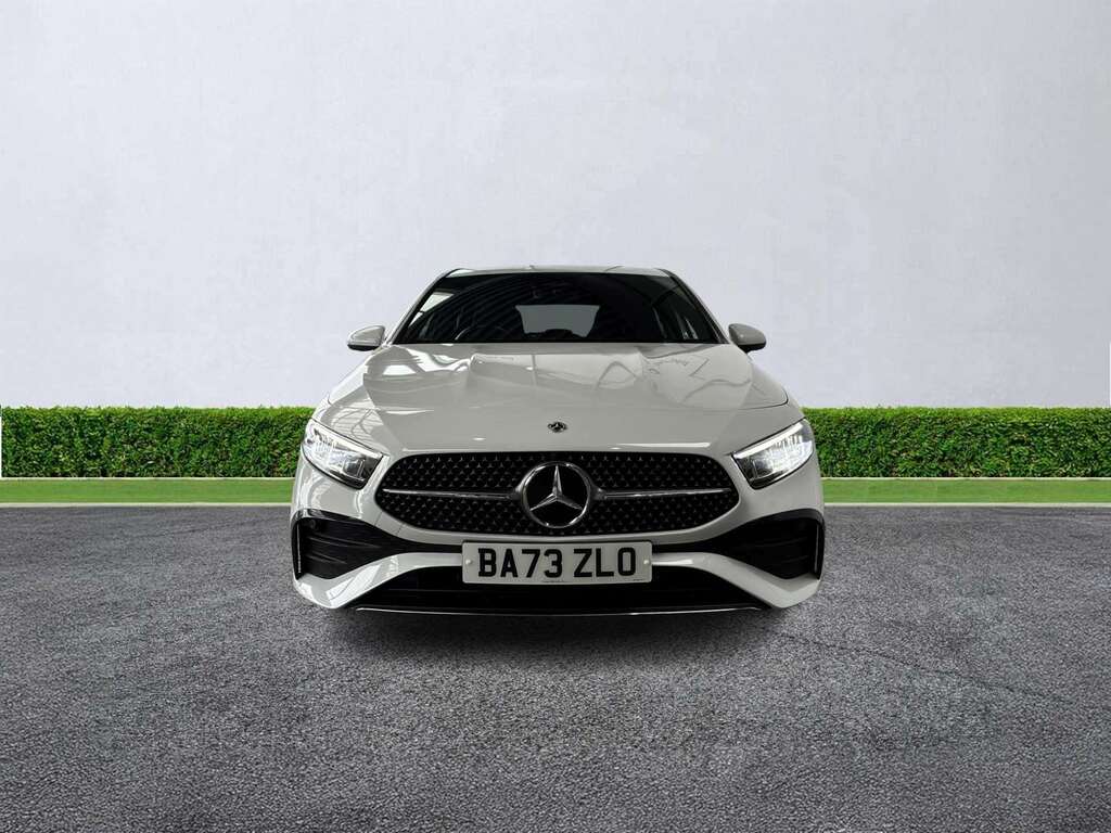 Mercedes-Benz A Class A200 Amg Line Executive BA73ZLO White #5