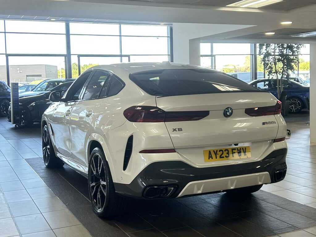 BMW X6 Xdrive M60i Mht White #5