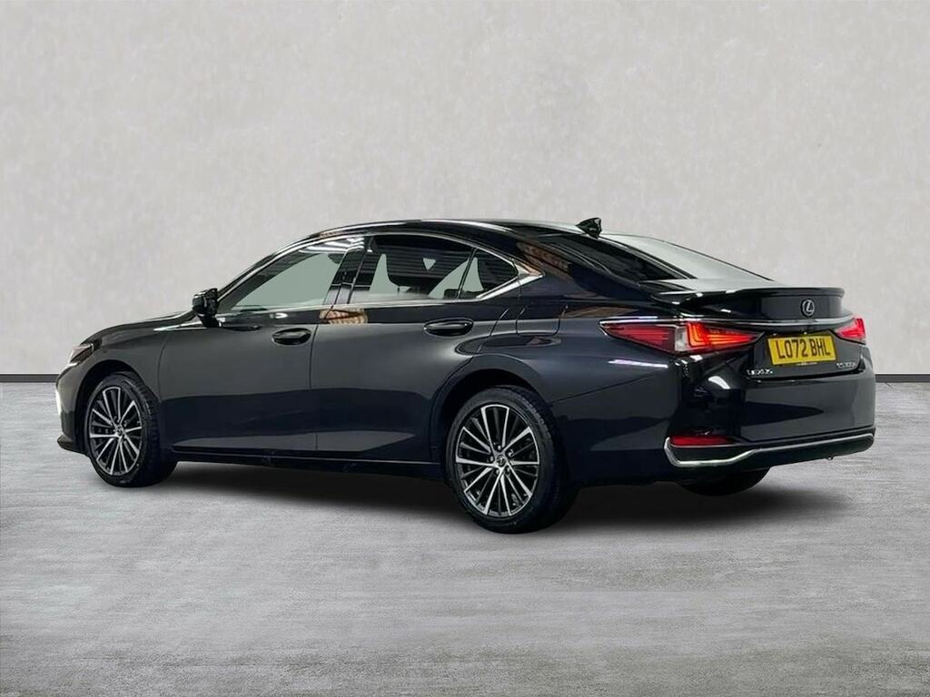 Lexus ES 300H 2.5 Cvt Premium Edition Black #2