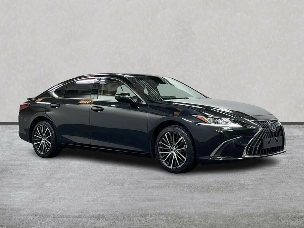 Lexus ES 300H 2.5 Cvt Premium Edition Black