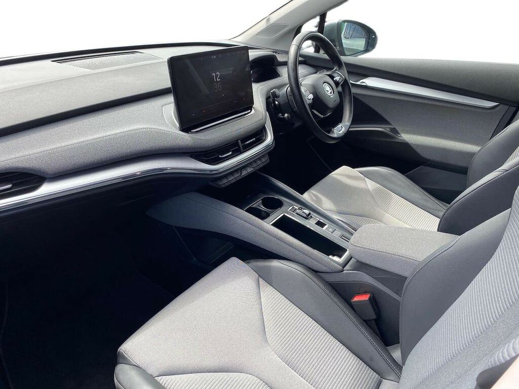 Skoda ENYAQ 62Kwh 60 Silver #7