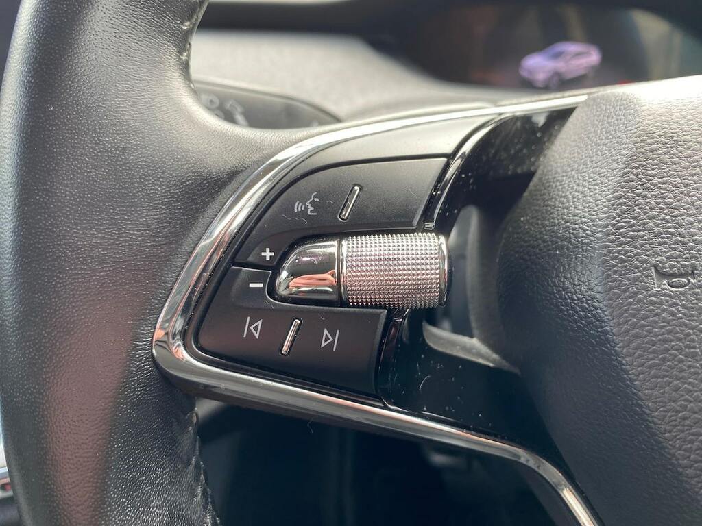 Skoda ENYAQ 62Kwh 60 Silver #22