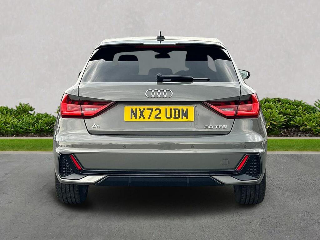 Audi A1 1.0 Tfsi 30 Black Edition Sportback Man NX72UDM Grey #4