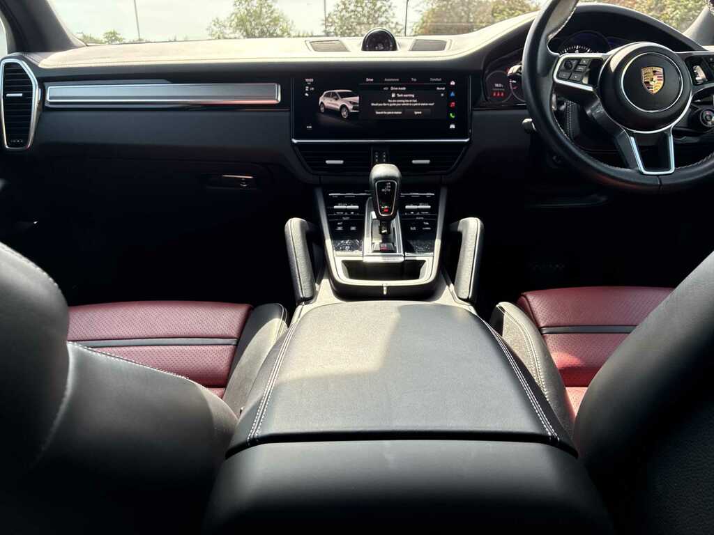 Porsche Cayenne 4.0T V8 Turbo Gt Tiptronicswd Euro 6 5-Door #9