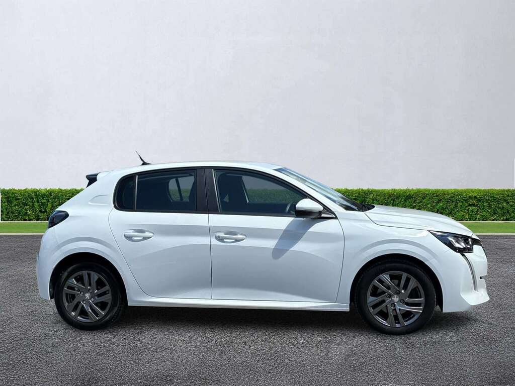 Peugeot 208 1.2 Puretech 100 Active Premium LG22HNH White #3