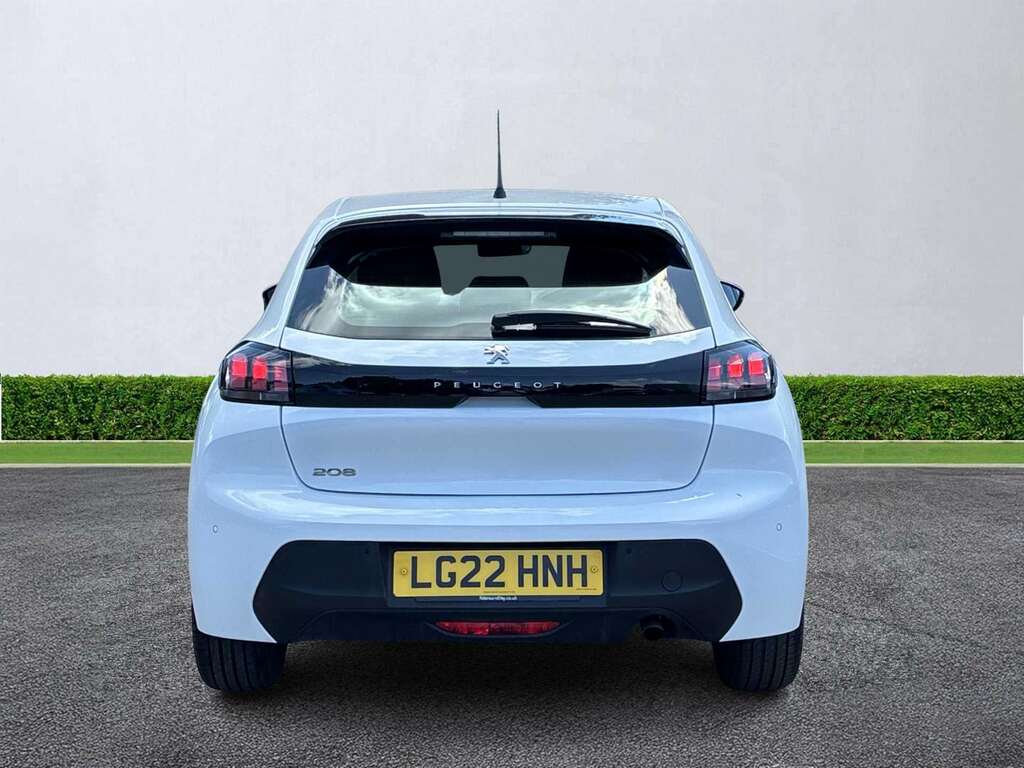 Peugeot 208 1.2 Puretech 100 Active Premium LG22HNH White #4