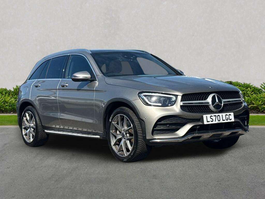 Mercedes-Benz GLC Class Glc 300 4Matic Amg Line Premium Plus 9G-tronic Silver