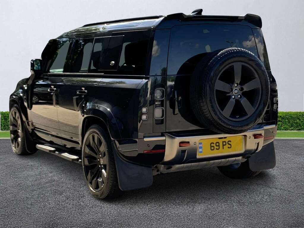 Land Rover Defender 110 3.0 P400 X 110 Black #2
