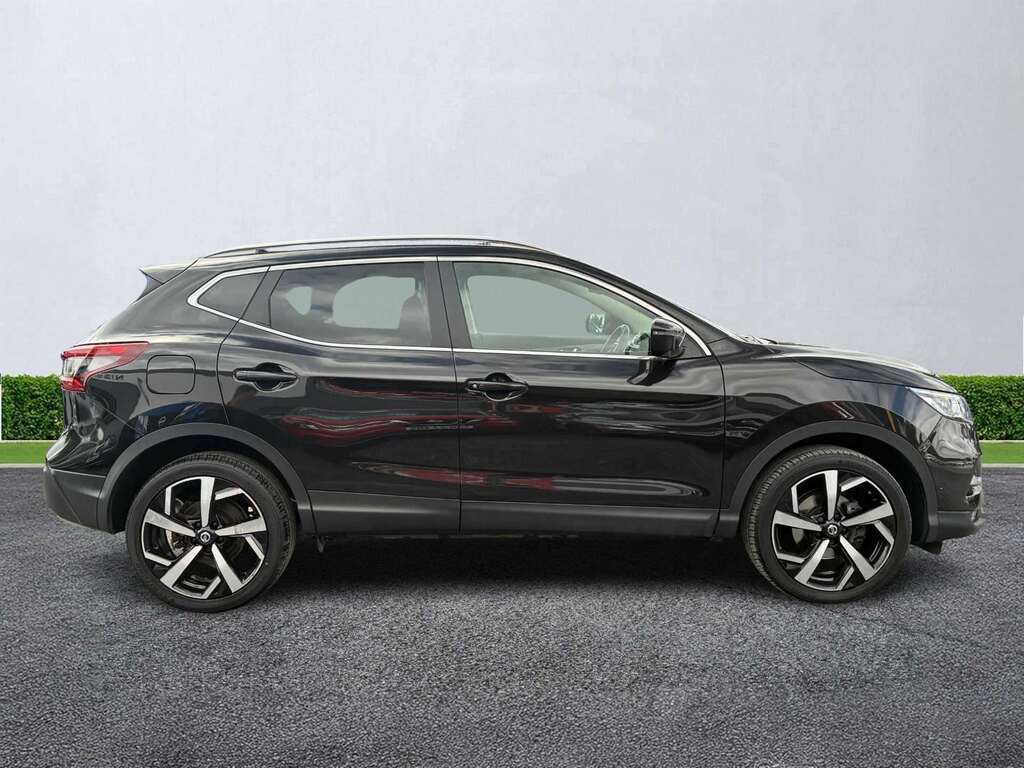 Nissan Qashqai 1.3 Dig-t Tekna VA19TGN Black #3