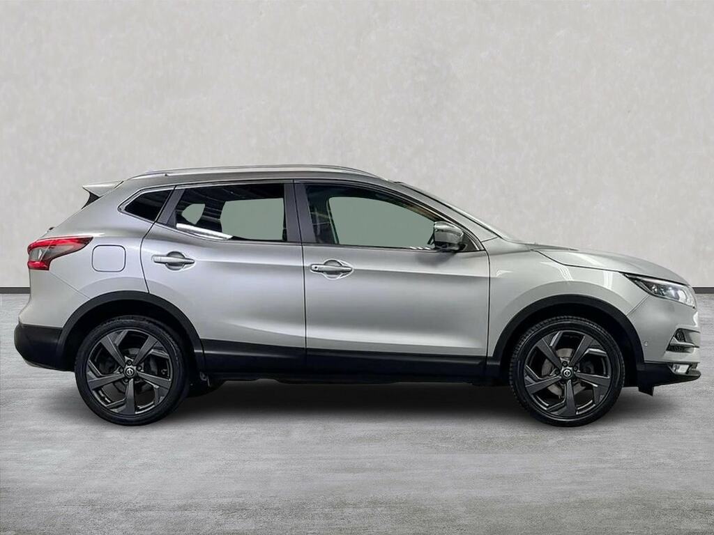 Nissan Qashqai Qashqai 1.5 Dci Tekna Hatchback VK67VZX Silver #3