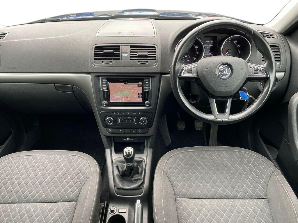 Skoda Yeti Outdoor Se Drive Tsi Grey #9