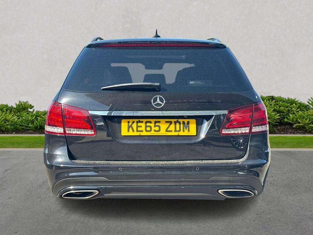 Mercedes-Benz E Class E350 Bluetec Amg Night Ed Prem Plus 9G-tronic KE65ZDM Black #4