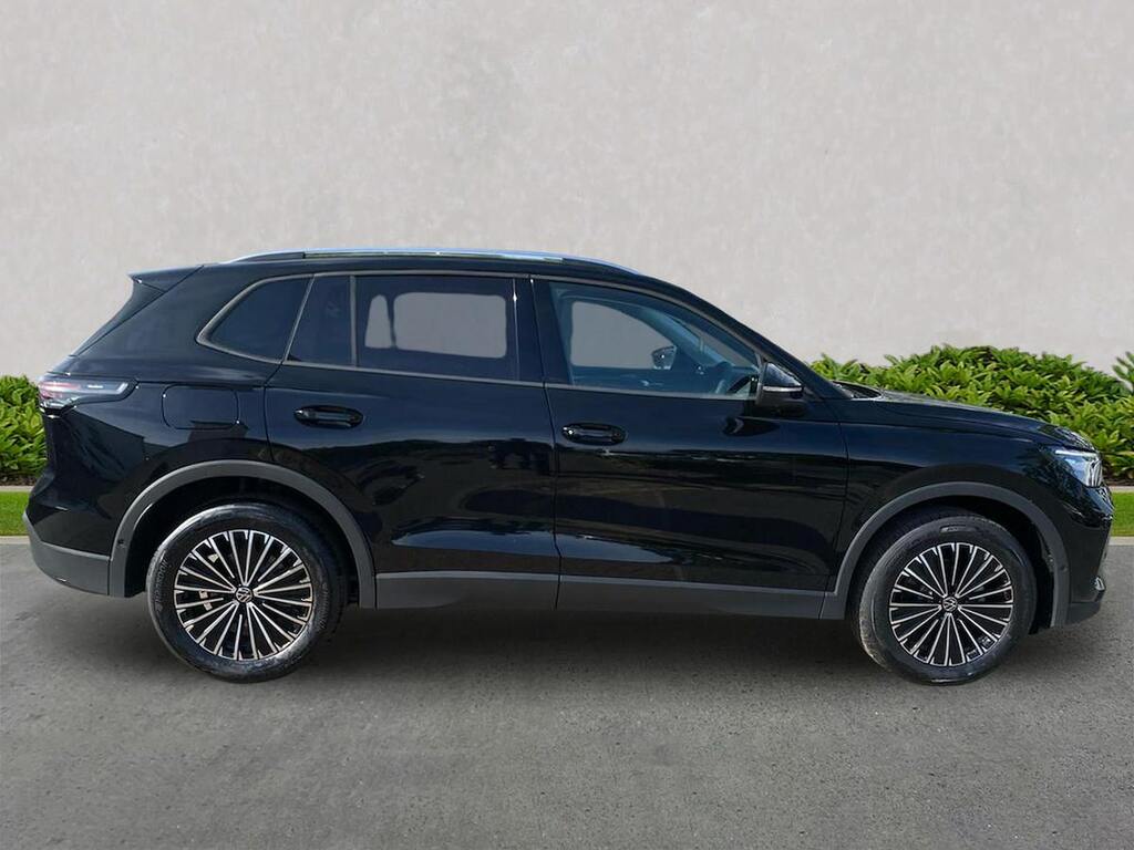Volkswagen Tiguan 1.5 Tsi Ehybrid Match Dsg Area View LG26ASL Black #3
