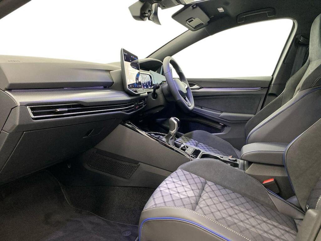 Volkswagen Golf 1.5 Tsi 150 Black Edition NG26ZNS Grey #6