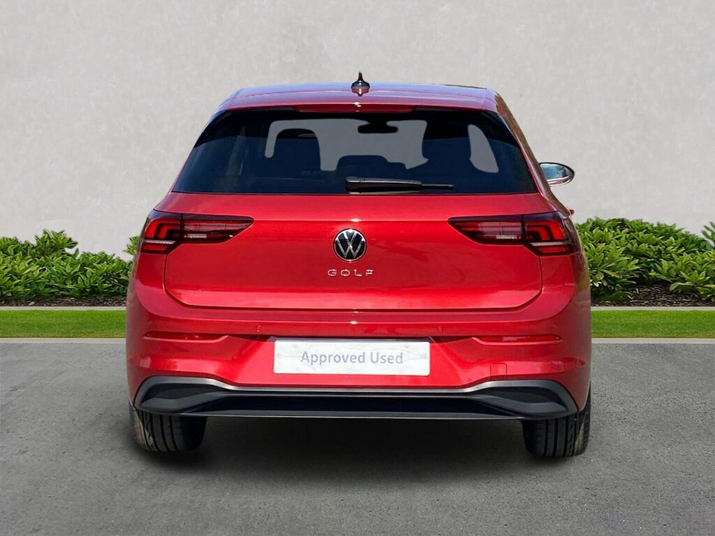Volkswagen Golf 1.5 Tsi 150 Match Red #4