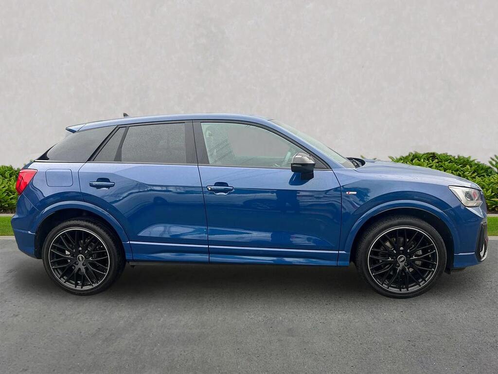 Audi Q2 35 Tfsi Black Edition S Tronic Tech SF26WVP Blue #3