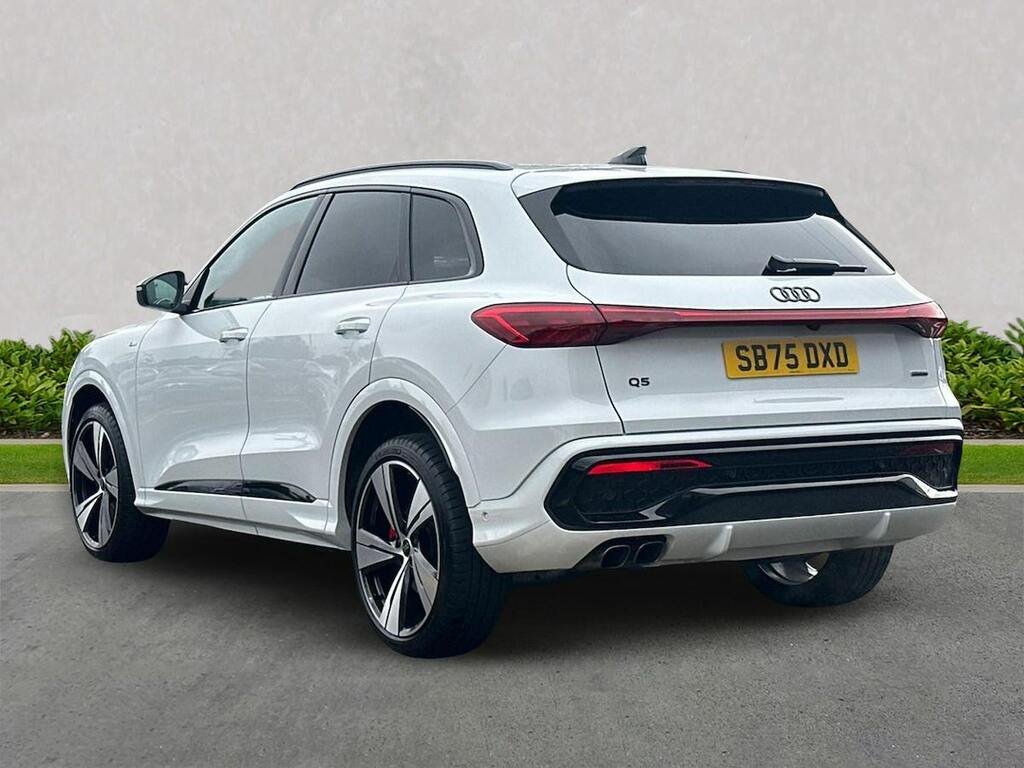 Audi Q5 2.0 Tdi Quattro Edition 1 S Tronic SB75DXD White #2