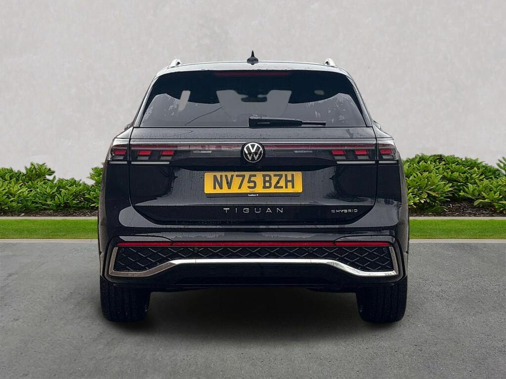 Volkswagen Tiguan 1.5 Etsi 150 Elegance Dsg Grey #4