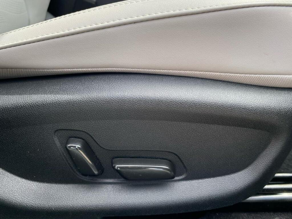 Byd Seal 1.5 Dm-i 26.6Kwh Comfort Cvt Euro 6 Ss White #30